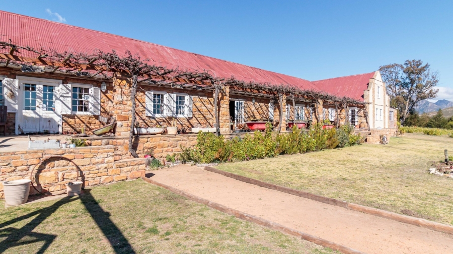 Commercial Property for Sale in Misgund Eastern Cape